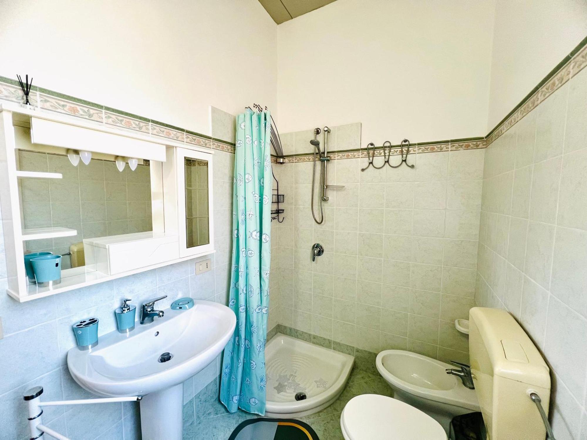 Tri Ri Coppe Apartment Чинизи Екстериор снимка